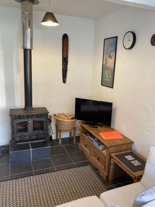 The Potters Cottage Clifden Exterior photo